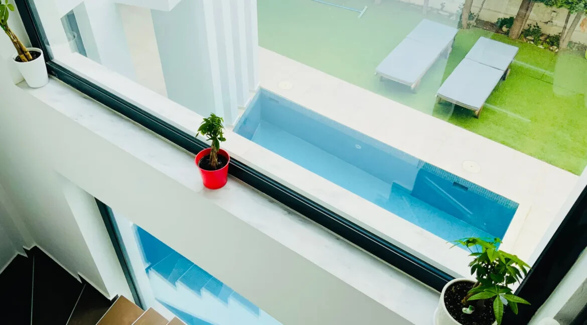 Luxurious Maisonette with Private Pool in Dionysos North Attica 16