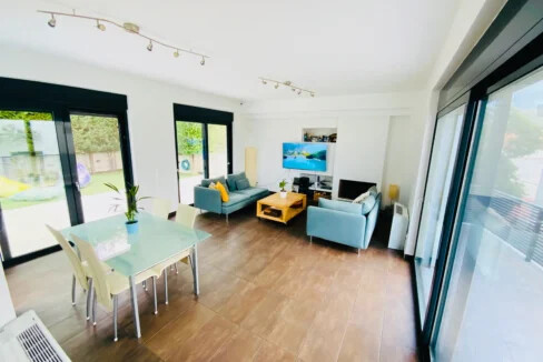 Luxurious Maisonette with Private Pool in Dionysos North Attica 18