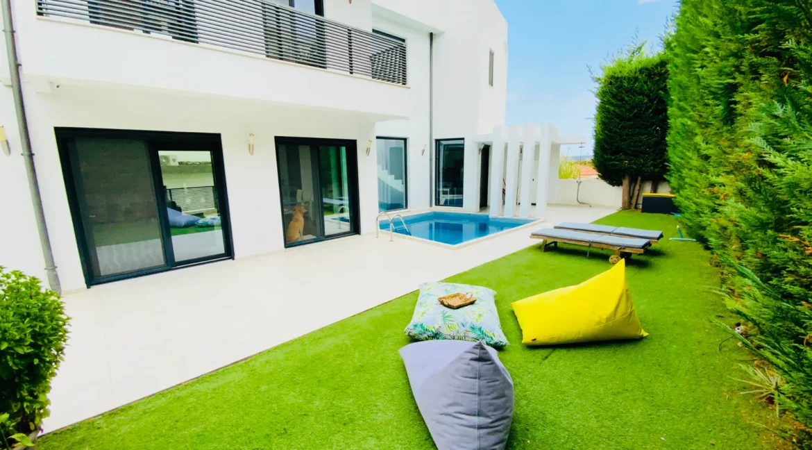 Luxurious Maisonette with Private Pool in Dionysos North Attica 25