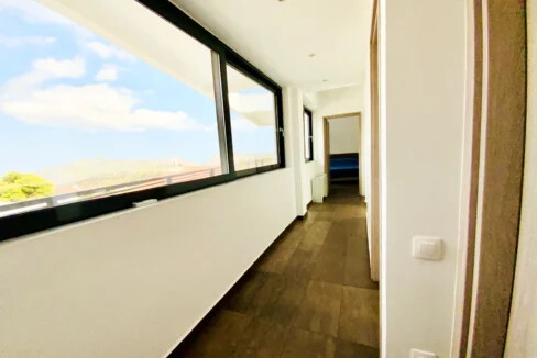 Luxurious Maisonette with Private Pool in Dionysos North Attica 3