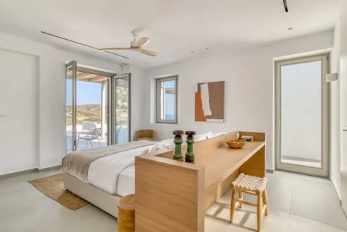 Luxury living in this contemporary villa at Paros, for sale 30