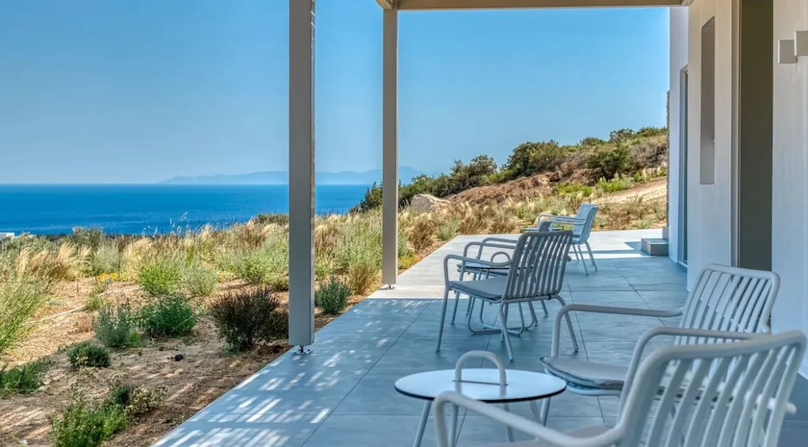 Luxury living in this contemporary villa at Paros, for sale 42