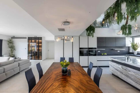 Penthouse with Panoramic Sea Views in Glyfada for sale 5