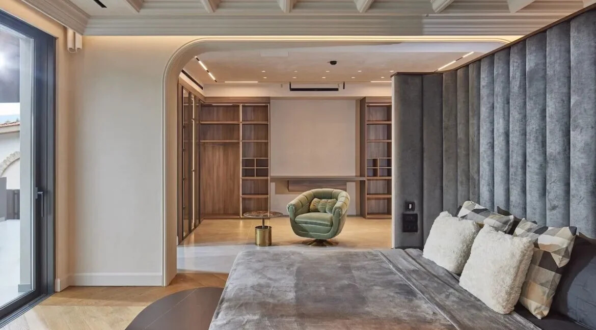 Remarkable Villa in Filothei North Athens for sale 13