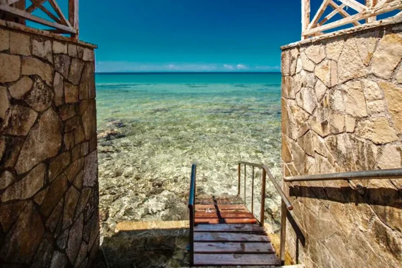 Seaside Luxury Villa for sale in the Island of Zakynthos Greece