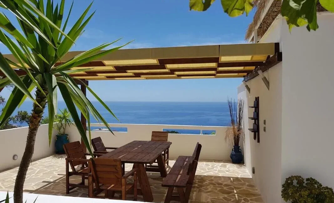 Seaside Villa with Stunning Views in South Crete 20