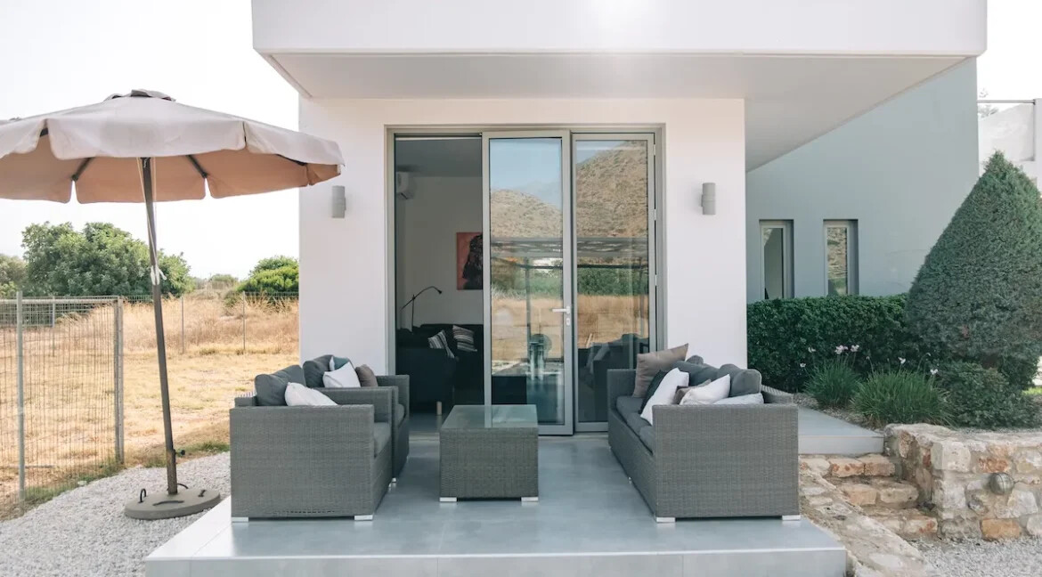 Small Villa for Sale in Stavros Akrotiri Chania Crete 11