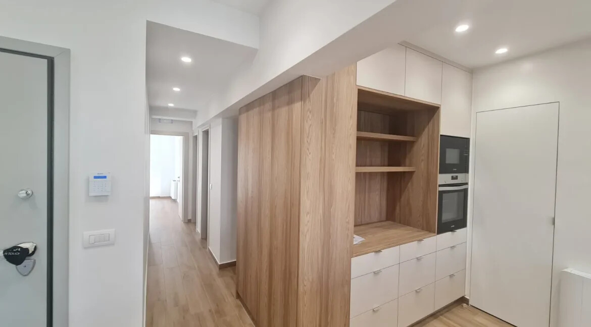 Unique Apartment with Panoramic View in Athens Center 16