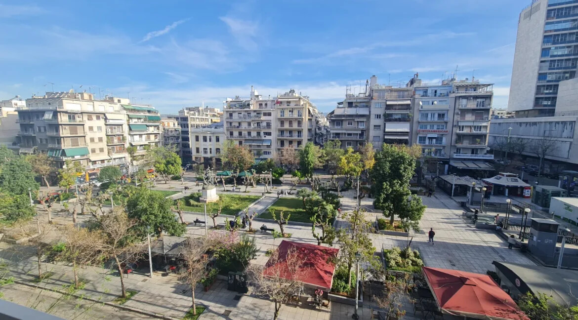 Unique Apartment with Panoramic View in Athens Center 2