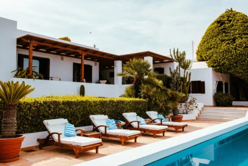 Villa With Sunset views in Santorini for sale, Imerovigli 15