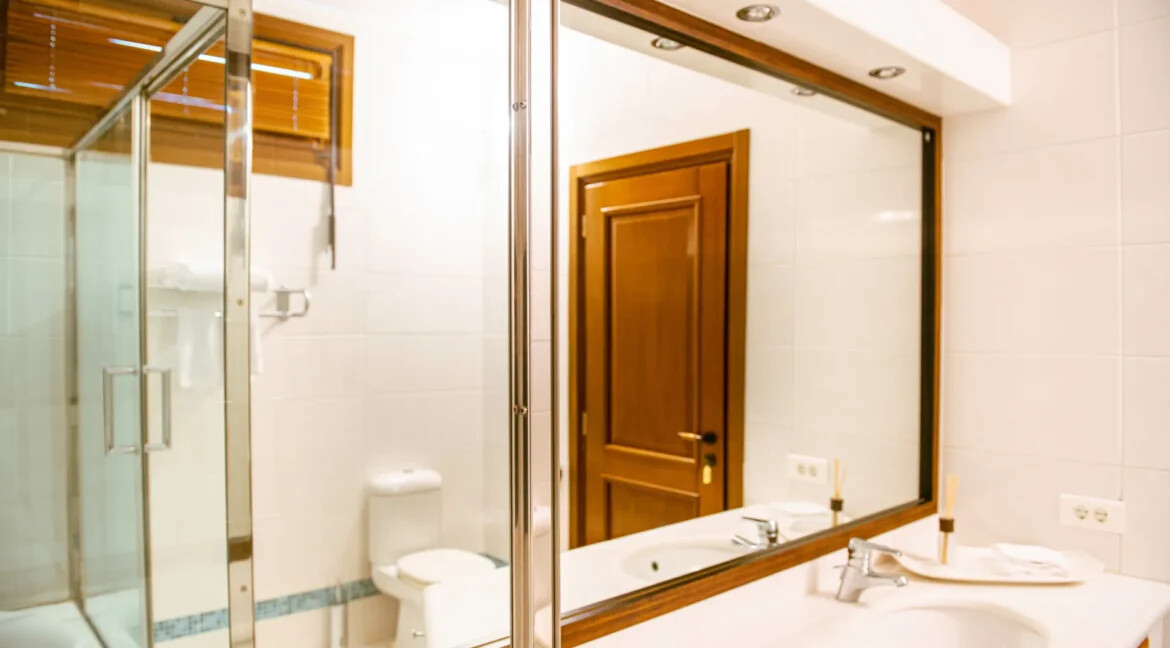 Villa With Sunset views in Santorini for sale, Imerovigli 20