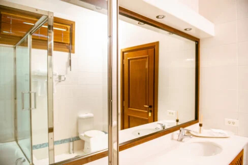 Villa With Sunset views in Santorini for sale, Imerovigli 20