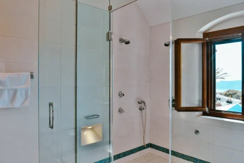 Villa With Sunset views in Santorini for sale, Imerovigli 27