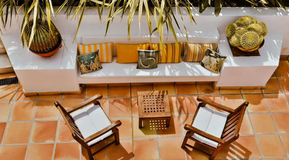 Villa With Sunset views in Santorini for sale, Imerovigli 4