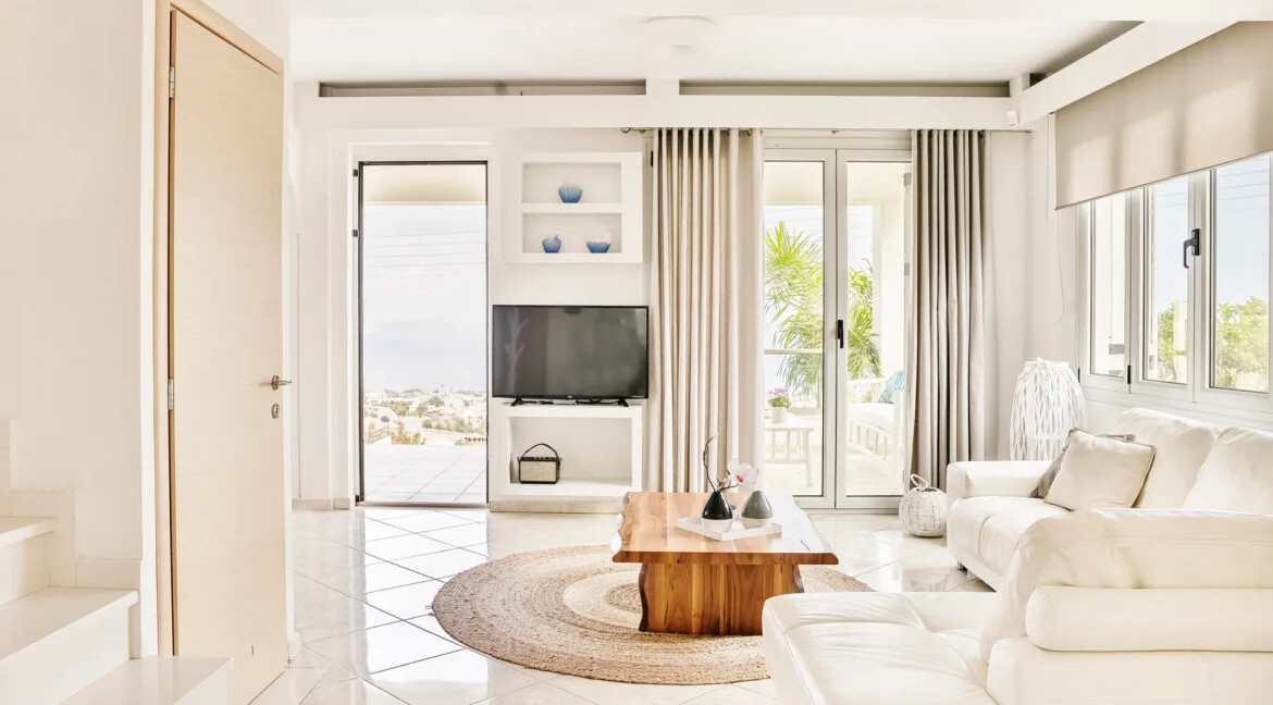 Villa for sale in Irakleio, Chersonisos Crete Greece 32