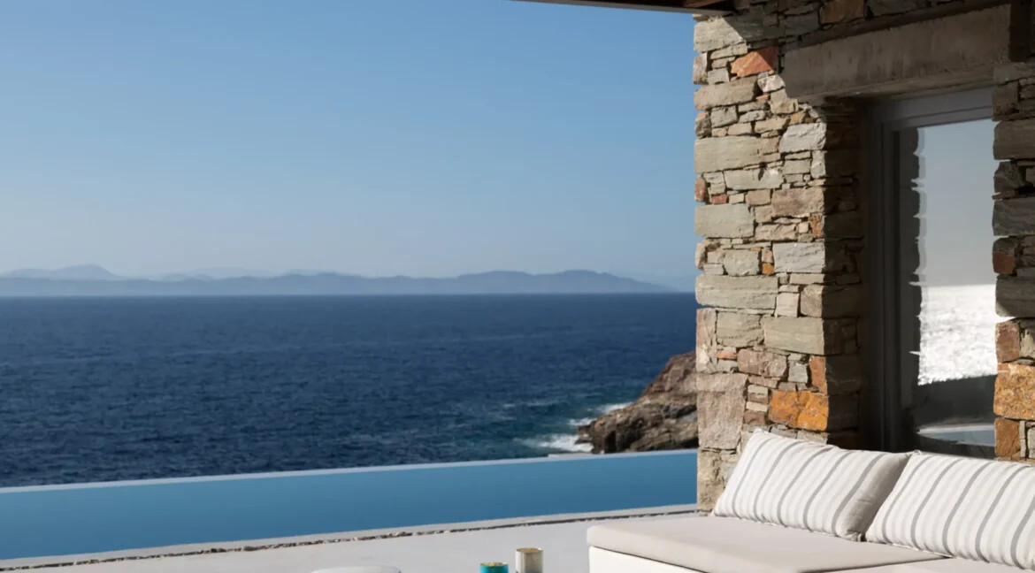 Waterfront Villa with Modern Design on Kea Island 31