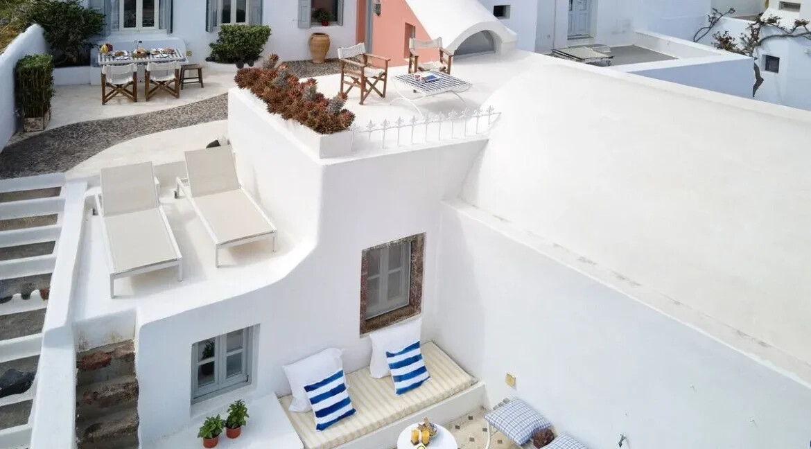 House for sale Santorini Finikia Greece 16