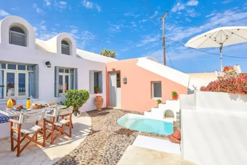 House for sale Santorini Finikia Greece