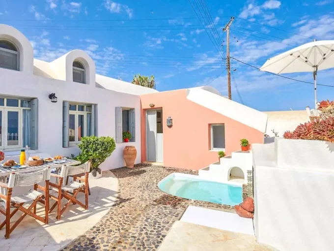 House for sale Santorini Finikia Greece