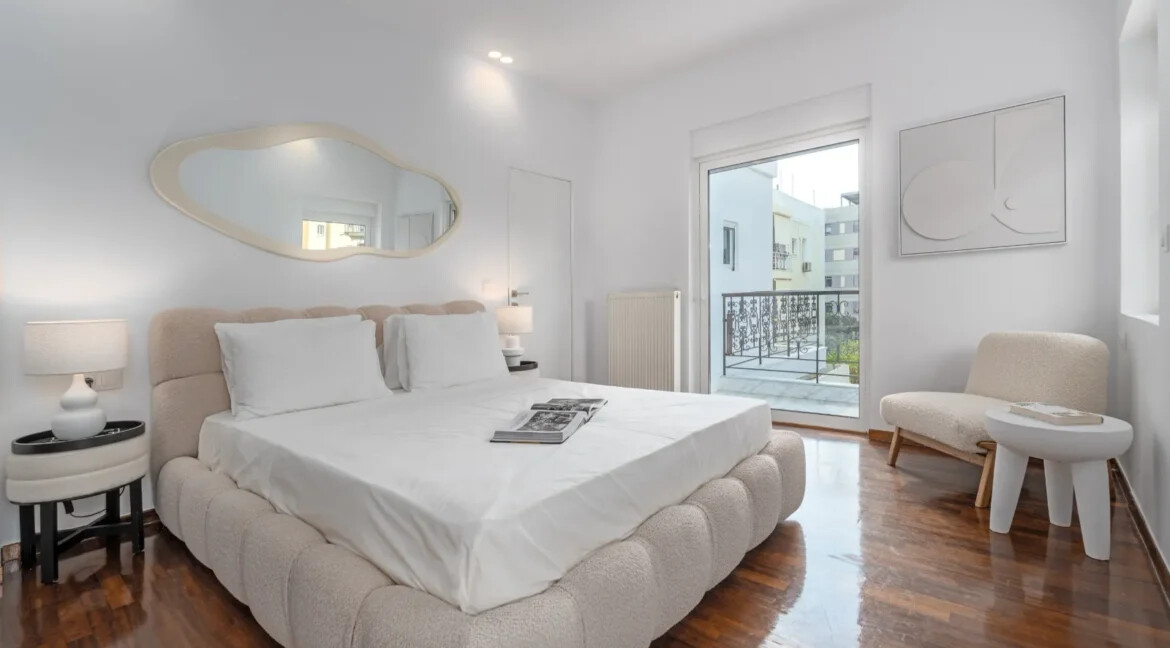 Luxurious Apartment for Sale in Voula, Center 11