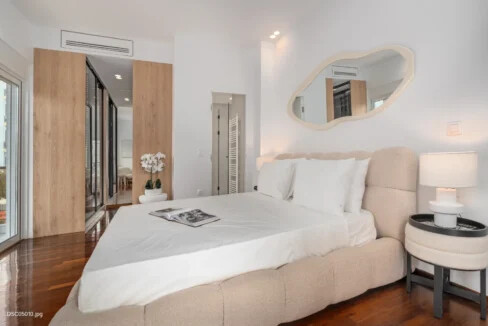 Luxurious Apartment for Sale in Voula, Center 12