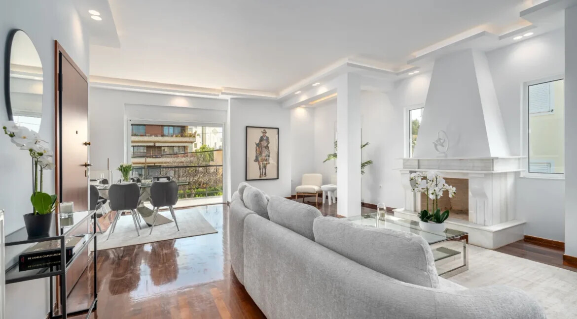 Luxurious Apartment for Sale in Voula, Center 14