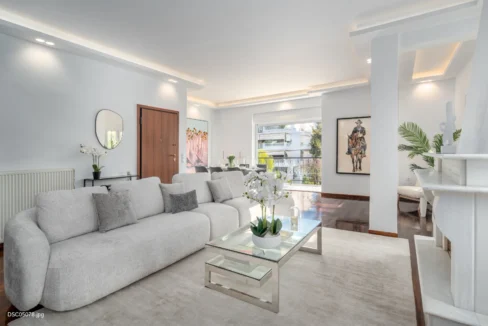 Luxurious Apartment for Sale in Voula, Center 16