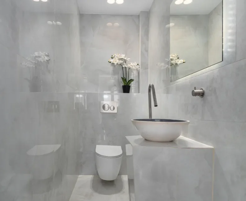 Luxurious Apartment for Sale in Voula, Center 2