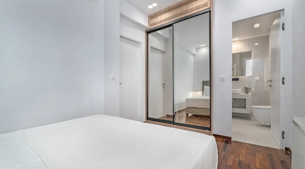 Luxurious Apartment for Sale in Voula, Center 6