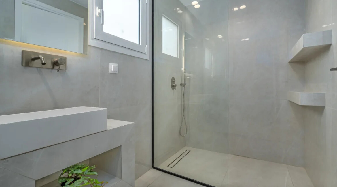 Luxurious Apartment for Sale in Voula, Center 7