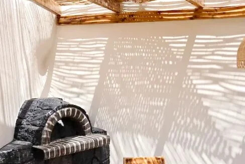 Luxurious Villa with Private Pool in Karterados, Santorini 11