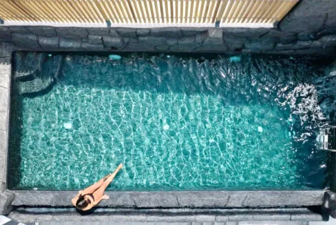 Luxurious Villa with Private Pool in Karterados, Santorini 20