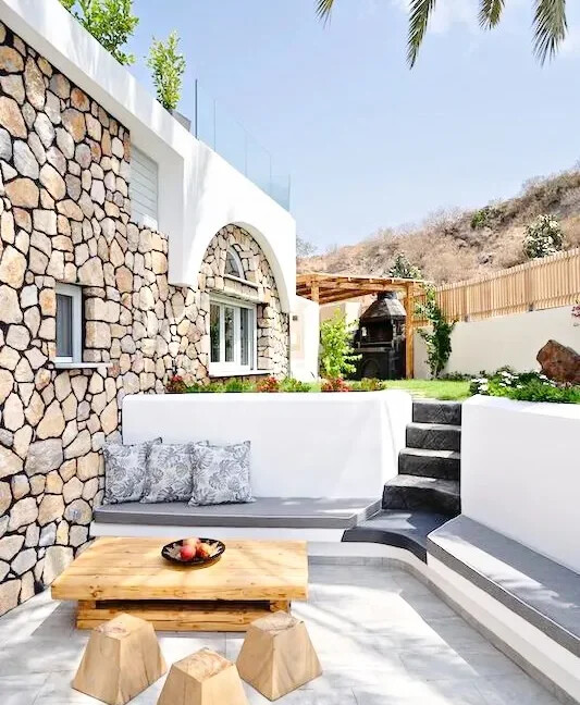 Luxurious Villa with Private Pool in Karterados, Santorini 25
