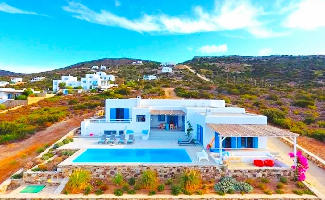 Villa for sale near the beach Antiparos Island Greece