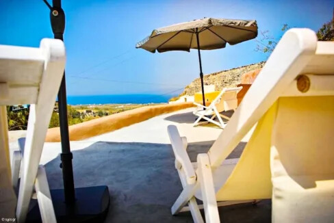 3 Apartment Complex for Sale in Oia, Santorini 13