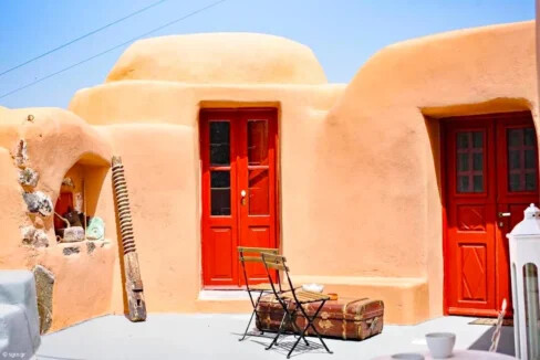 3 Apartment Complex for Sale in Oia, Santorini 14