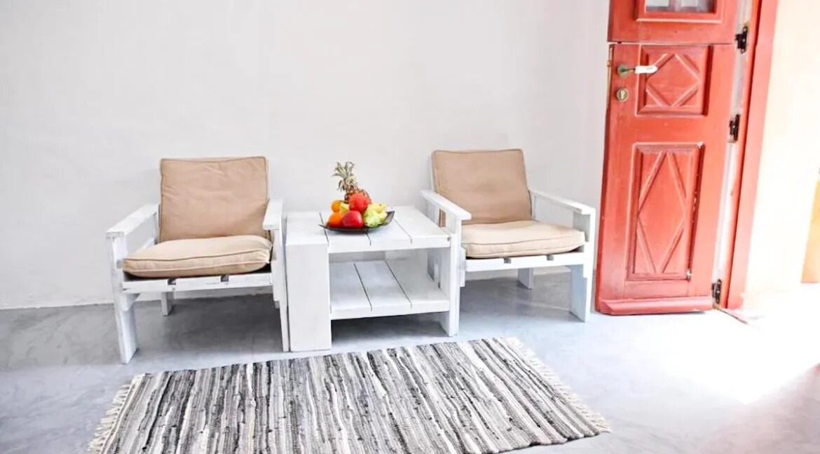 3 Apartment Complex for Sale in Oia, Santorini 16