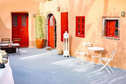 3 Apartment Complex for Sale in Oia, Santorini 22