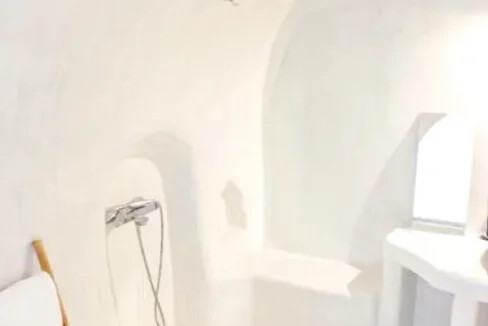 3 Apartment Complex for Sale in Oia, Santorini 23