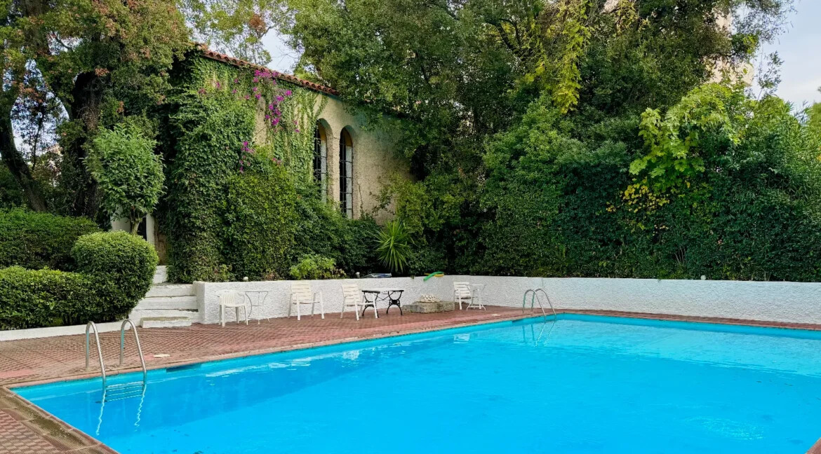 Luxurious Penthouse Apartment for Sale in Kifisia Athens 1