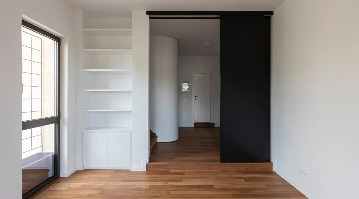 Luxurious Penthouse Apartment for Sale in Kifisia Athens 10