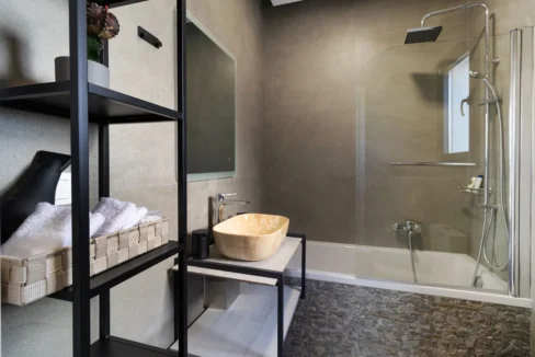 Luxurious Seaview Villa for Sale in Stavros, Chania 10