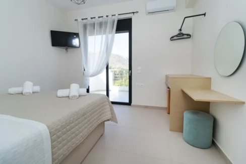 Luxurious Seaview Villa for Sale in Stavros, Chania 18
