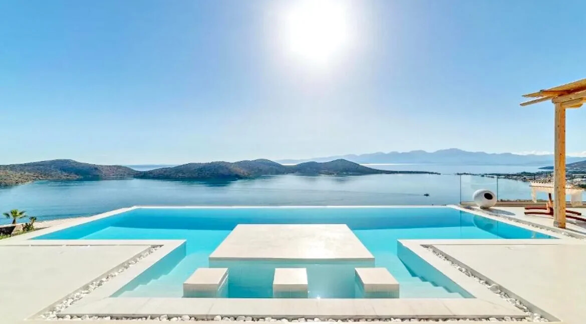 Luxurious Villa for Sale in Elounda, Crete Greece 9