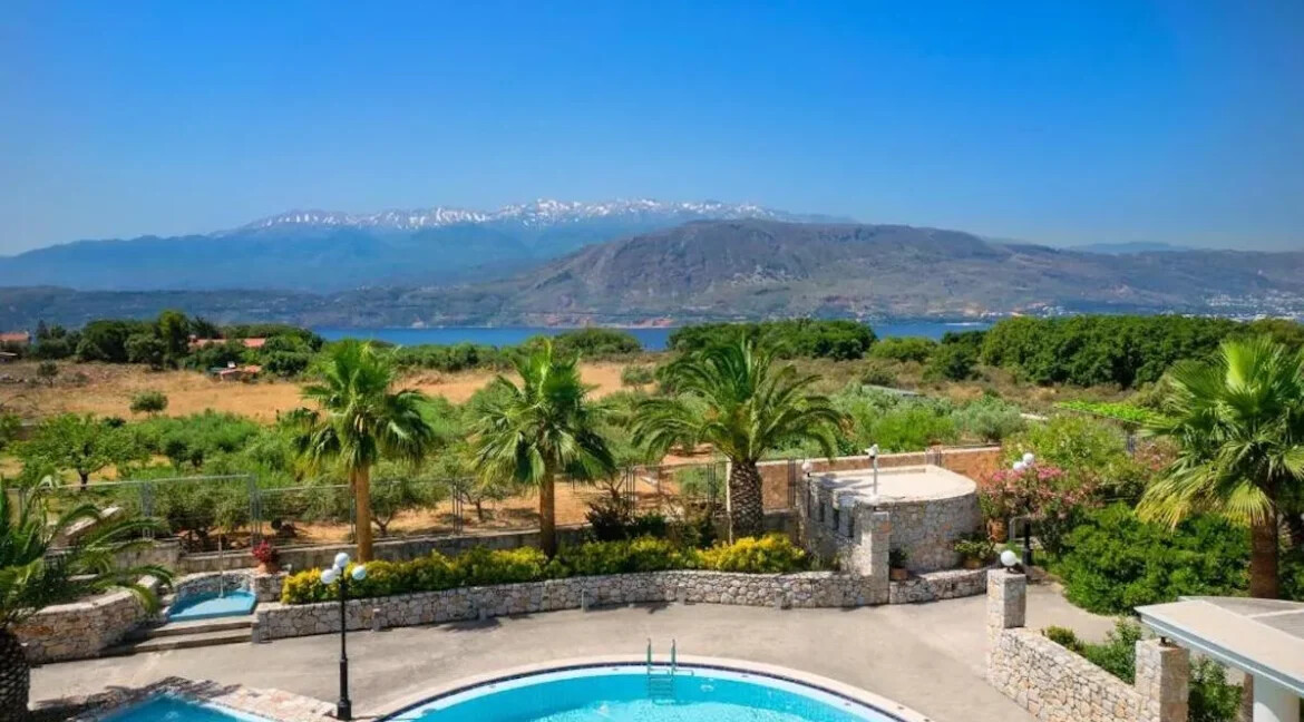 Luxurious Seaview Villa for Sale in Crete, Akrotiri 8