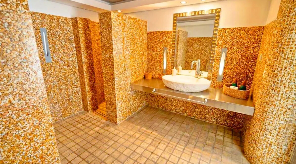 Beachfront Villa in Sithonia, Chalkidiki Greece 11