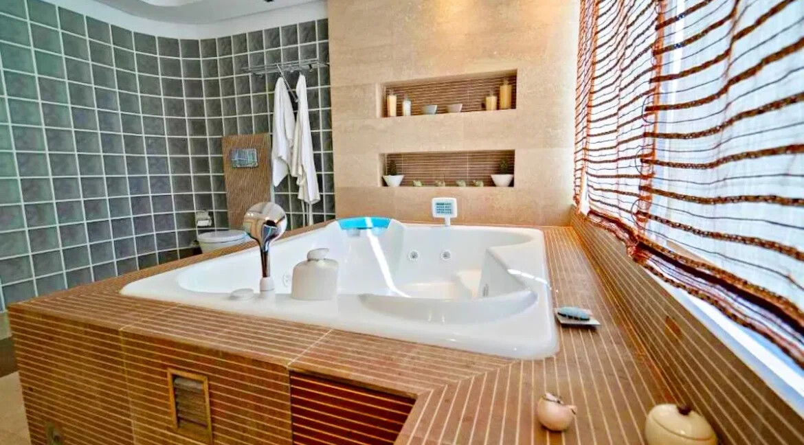 Beachfront Villa in Sithonia, Chalkidiki Greece 14