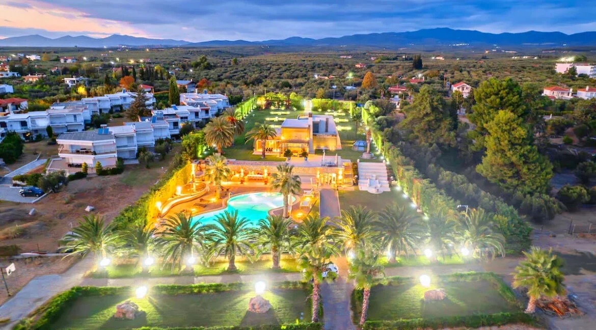 Beachfront Villa in Sithonia, Chalkidiki Greece 3