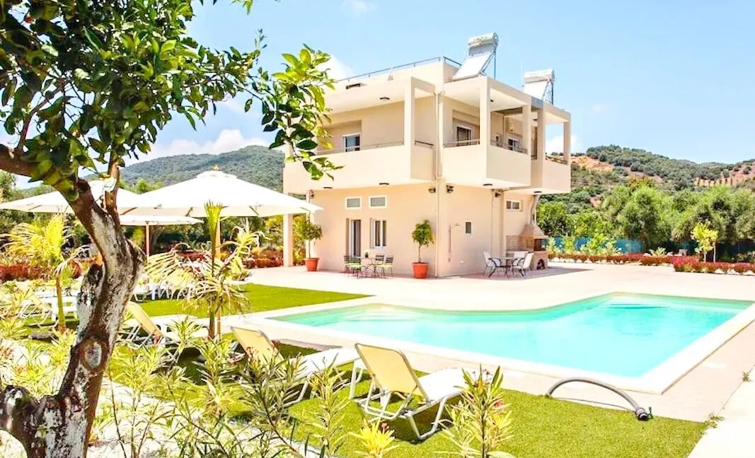 Luxurious Eco-Tourist and Agro-Tourist Villa for Sale in Crete, Greece 14