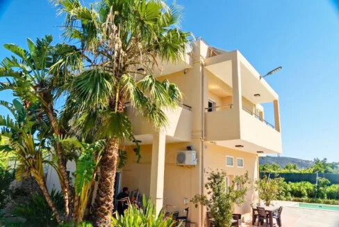 Luxurious Eco-Tourist and Agro-Tourist Villa for Sale in Crete, Greece 4